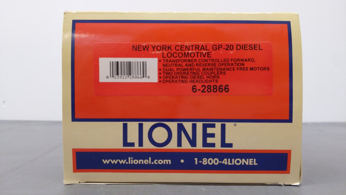 Lionel 6-28866 O New York Central GP-20 Diesel Locomotive #6110 EX/Box