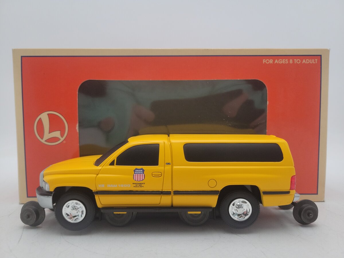 Lionel 6-18439 O Gauge Union Pacific Dodge Ram Track Inspection Vehicle EX/Box