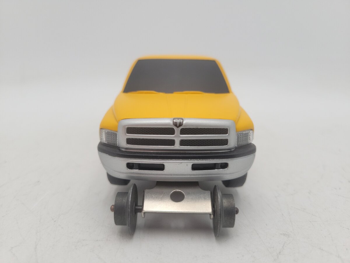Lionel 6-18439 O Gauge Union Pacific Dodge Ram Track Inspection Vehicle EX/Box