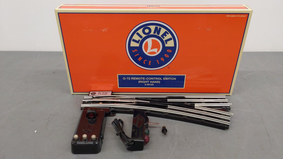 Lionel 6-65165 O Gauge O72 Right Hand Remote Control Switch Turnout EX/Box