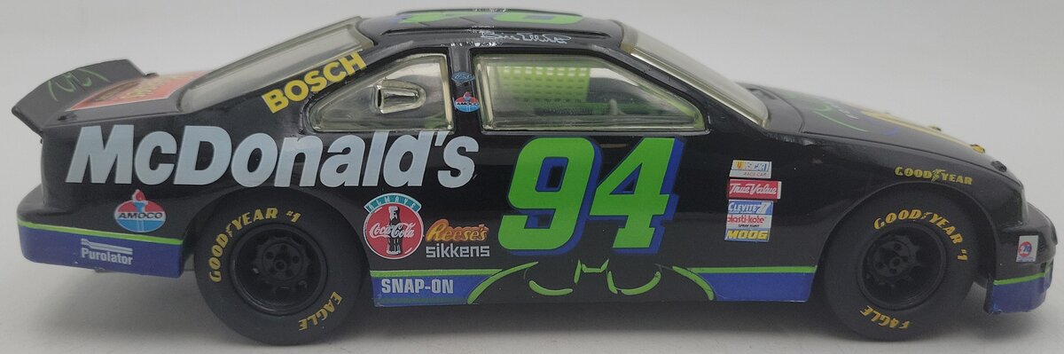 Racing Champions 1995 1:24 Diecast McDonalds Thunderbat Stock Car Replica #94 EX/Box