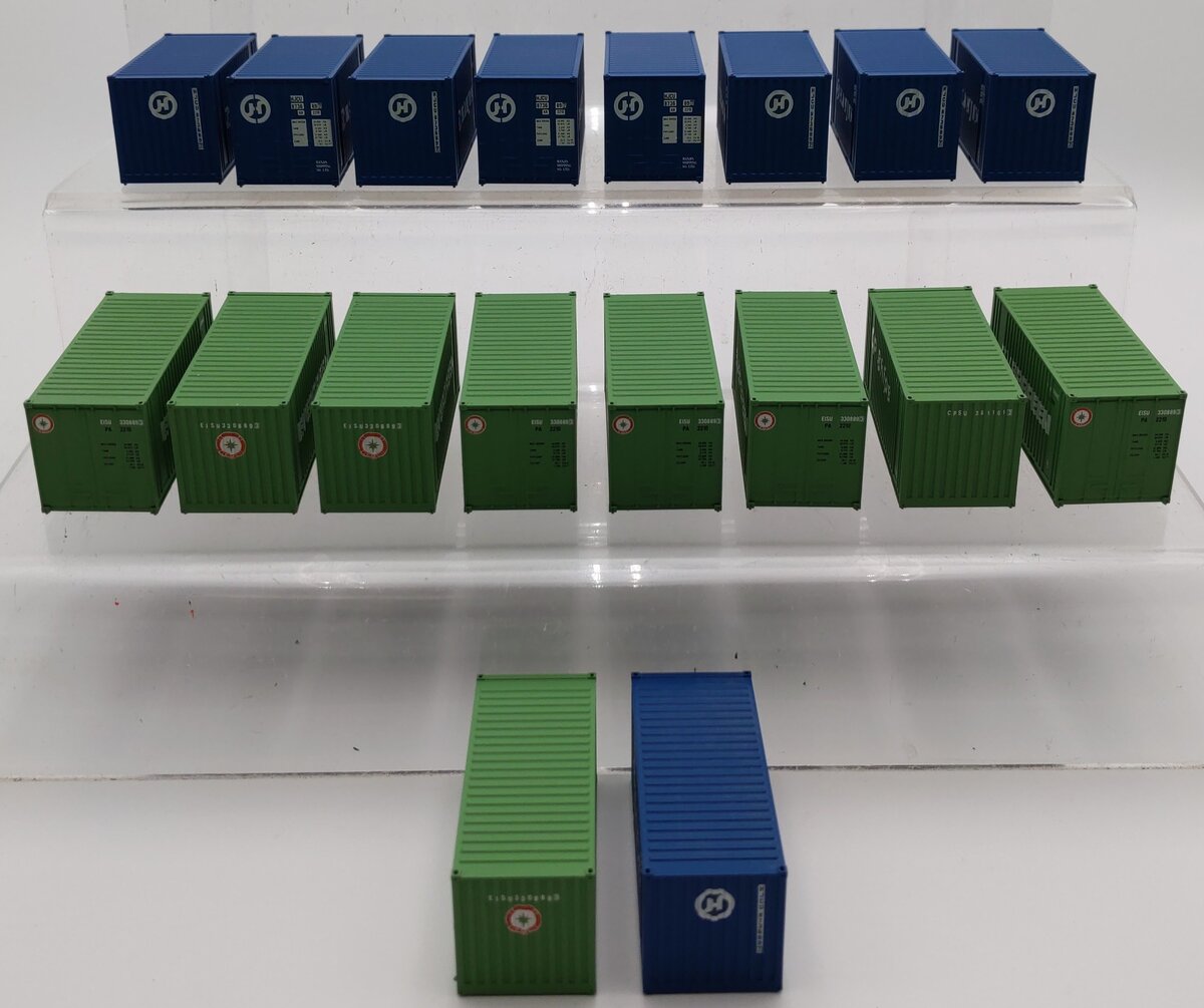 Walthers HO Scale 20' Corrugated Containers #933-1754,933-1753 [18] EX