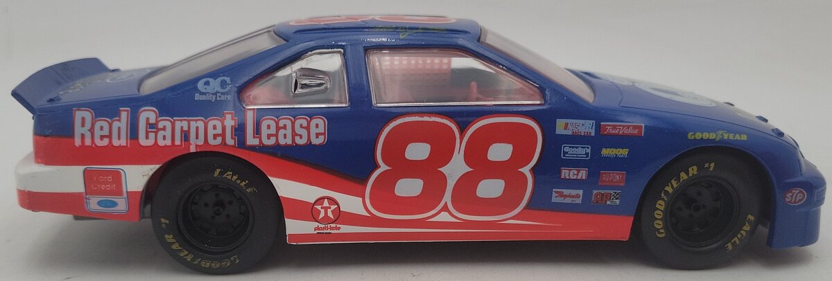 Racing Champions 1995 1:24 Diecast Red Carpet Lease Stock Car Replica #88 EX/Box