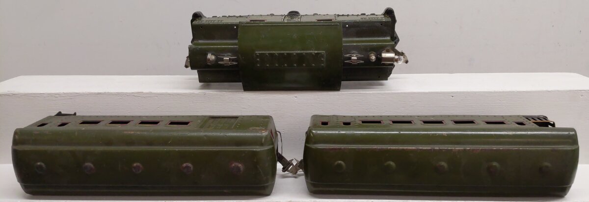 Ives STD Gauge Vintage Electric Locomotive & Passenger Cars #3241,186,184 [3]