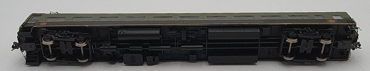 Rapido Trains 100011 HO Scale Canadian National Lightweight Coach #5437 EX