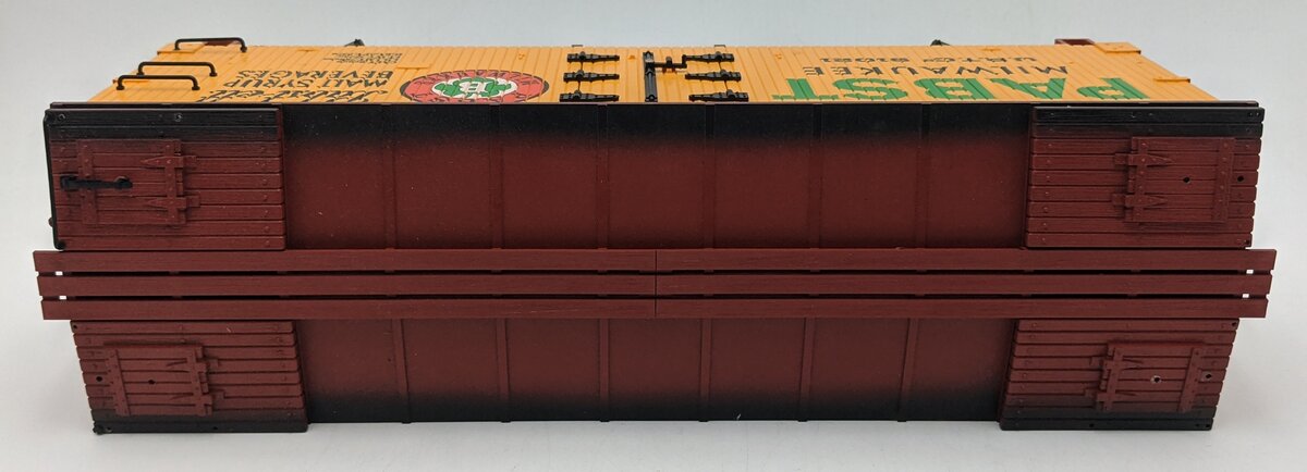 LGB 4074 G Scale Pabst Milwaukee Reefer #91021 VG/Box