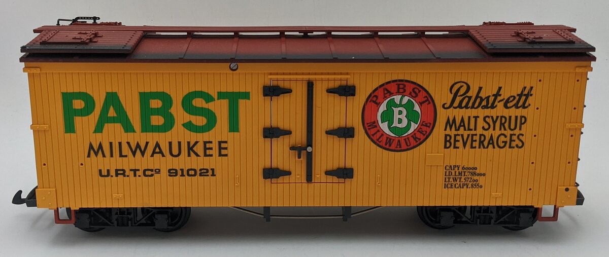 LGB 4074 G Scale Pabst Milwaukee Reefer #91021 VG/Box
