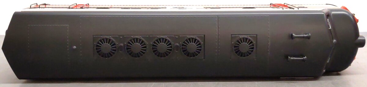 LGB 28570 G Scale New Haven F7 A Powered Diesel Locomotive LN/Box