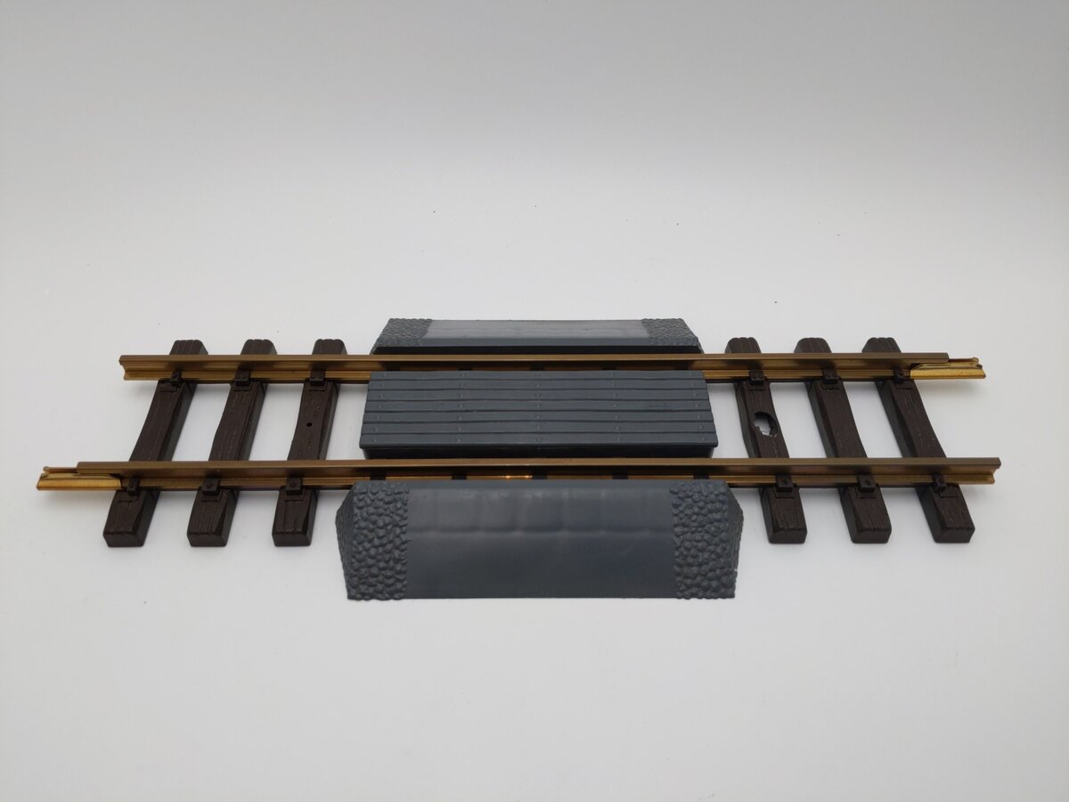 LGB 10007 G Gauge Road Crossing Track EX/Box