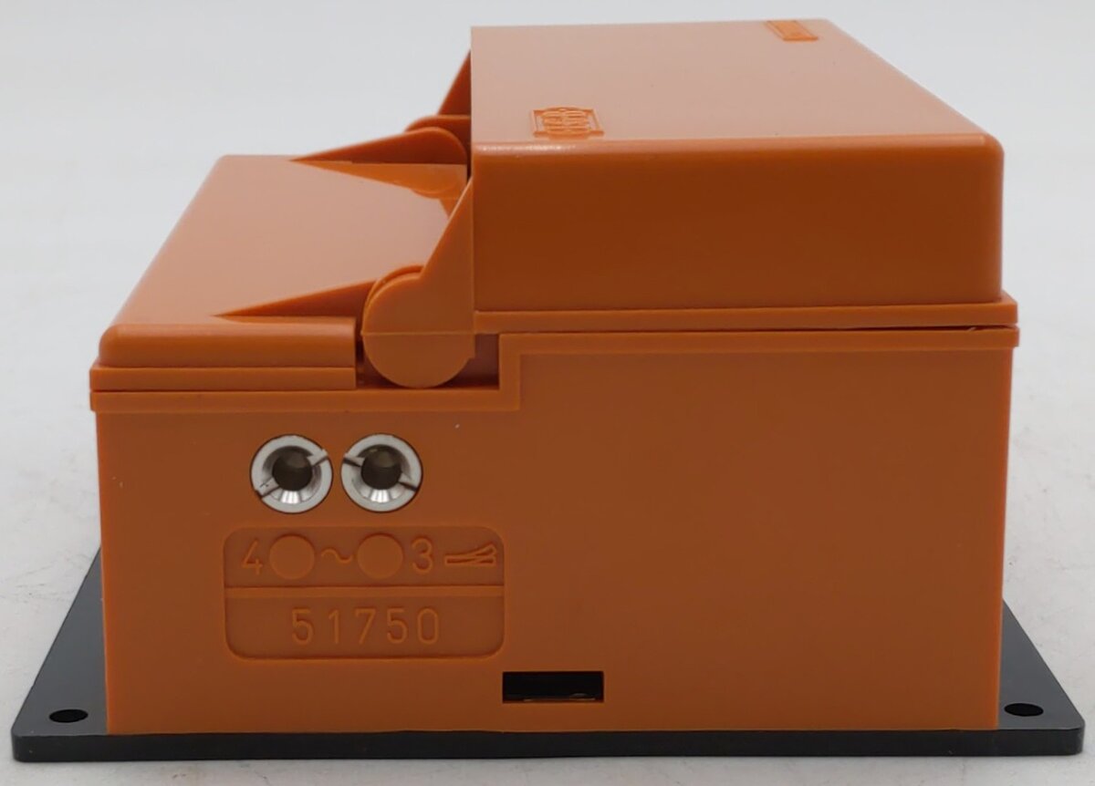 LGB 51750 G Scale Momentary Switch Control Box EX