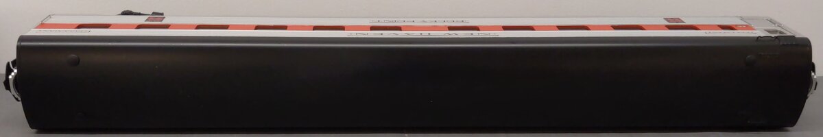 USA Trains 31154 G New Haven "Rocky Point" Corrugated Aluminum Sleeper #521 VG/Box