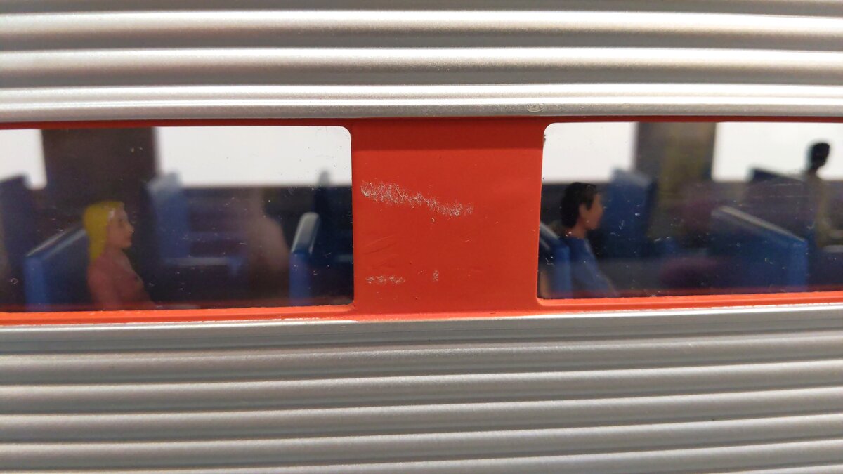 USA Trains 31151 G New Haven Corrugated Aluminum Coach #1, #8600 EX/Box