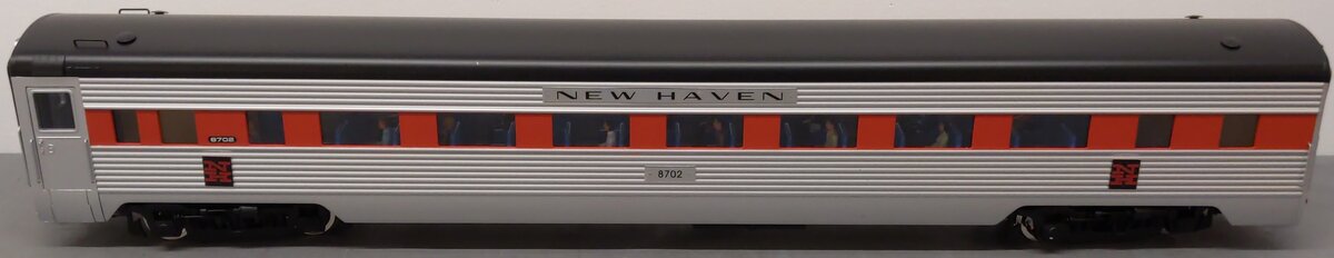 USA Trains 31152 G New Haven Corrugated Aluminum Coach #8702 (Metal Wheels) LN/Box