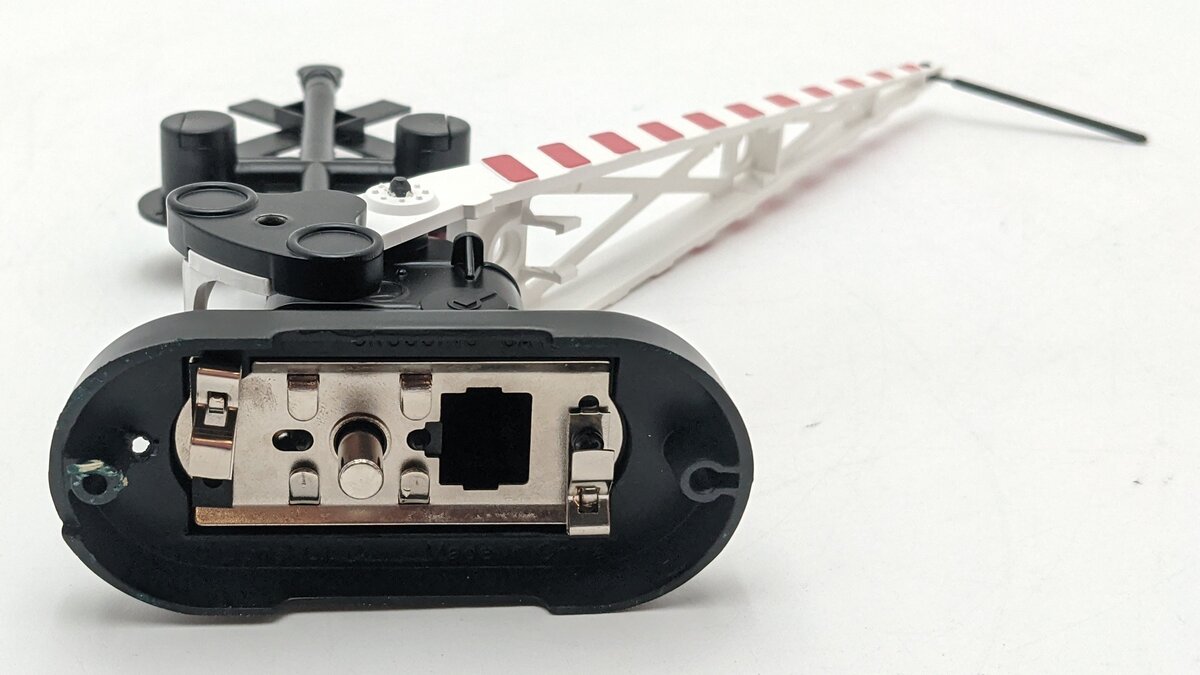 Lionel 6-62162 O Gauge Operating Crossing Gate & Signal EX/Box
