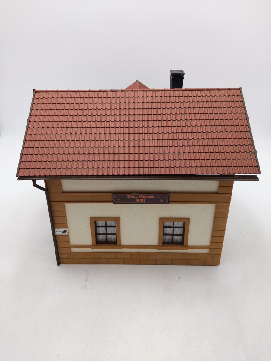 Piko 62022 G Assembled Beer Garden Café EX