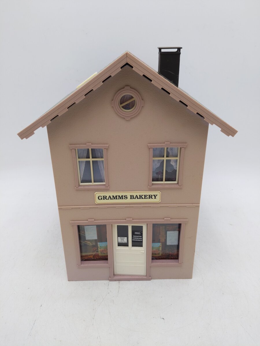 Piko 62064 G Scale The Village Gramss Bakery Building Kit -Assembled EX