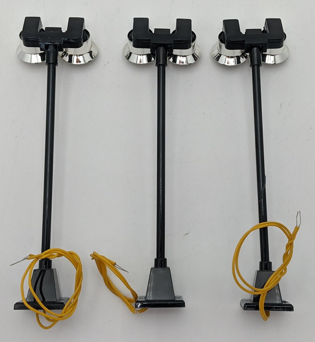 Lionel 6-12927 O Dual Illuminated #65 Yard Lights (Set of 3) EX/Box