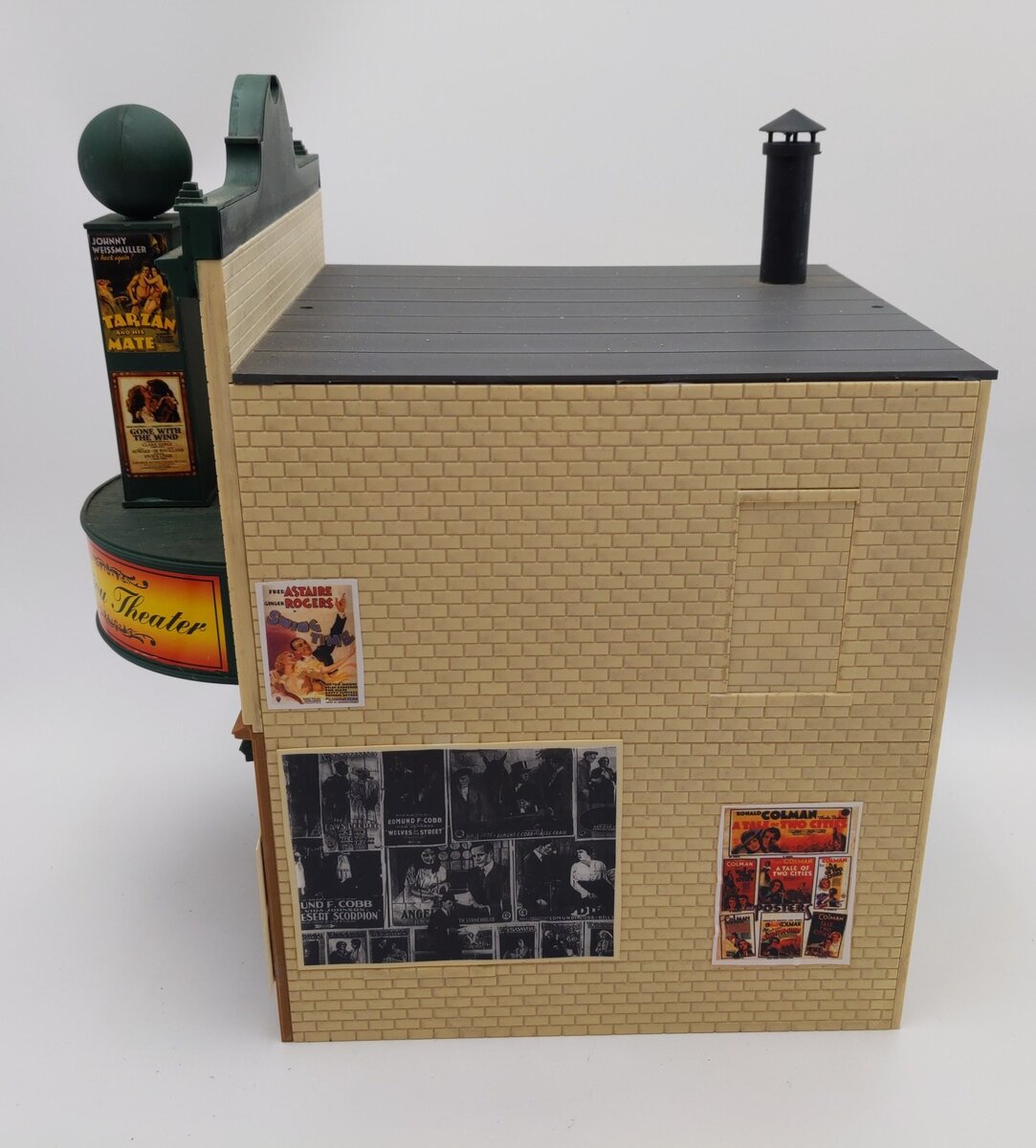 Piko 62233 G Bijou Theatre G Scale Built-Up Building EX