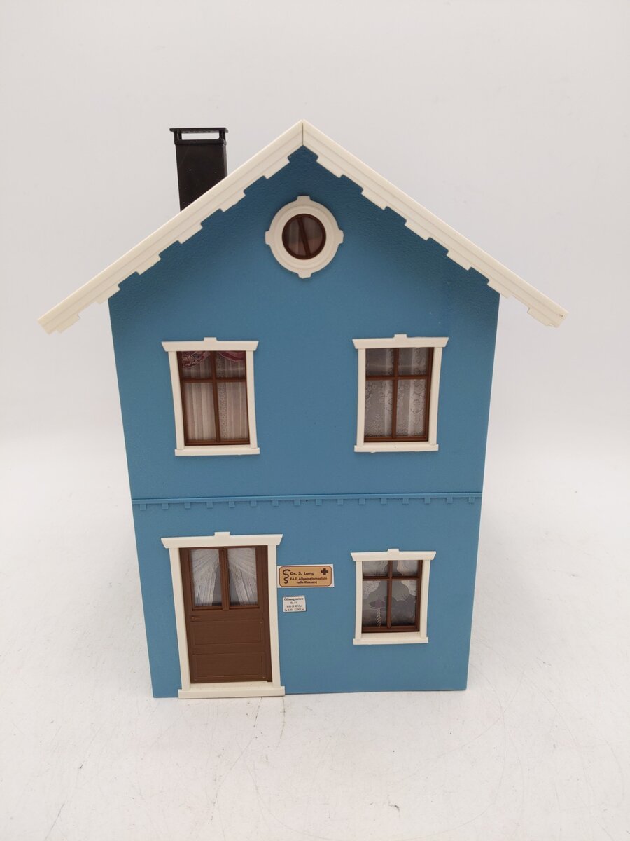 Piko 62066 G Scale Dr. Lang Practice Building - Assembled EX