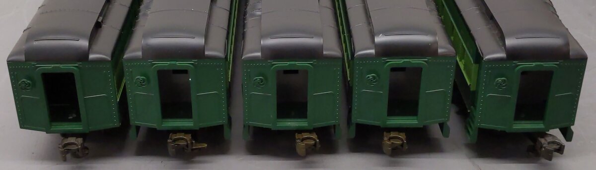 MTH 20-4008 O Gauge Southern Crescent Limited 70' Madison Passenger 5-Car Set EX/Box