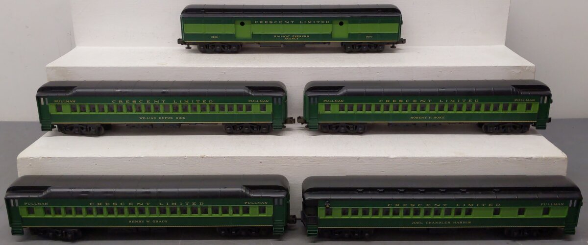MTH 20-4008 O Gauge Southern Crescent Limited 70' Madison Passenger 5-Car Set EX/Box