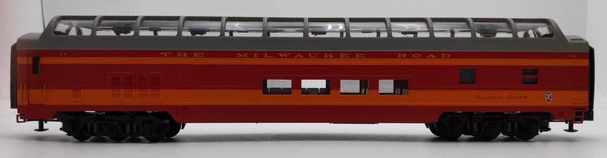 MTH 20-67100 Milwaukee 70' ABS Full Length Vista Dome Car EX/Box