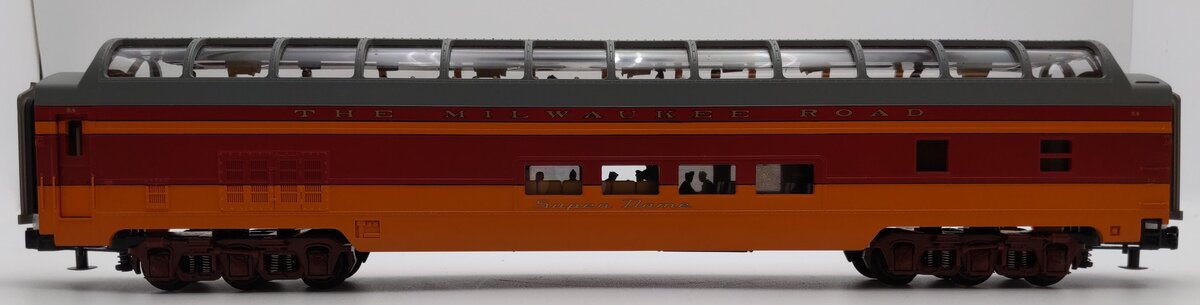 MTH 20-6772 O Gauge Custom Milwaukee Road Vista Dome Car/Box