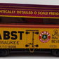 MTH 20-94301 O Gauge Pabst Milwaukee 36' Woodside Reefer Car #91006 VG/Box