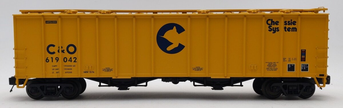 MTH 20-97673 O Gauge Chessie 50' Airslide Hopper Car LN/Box