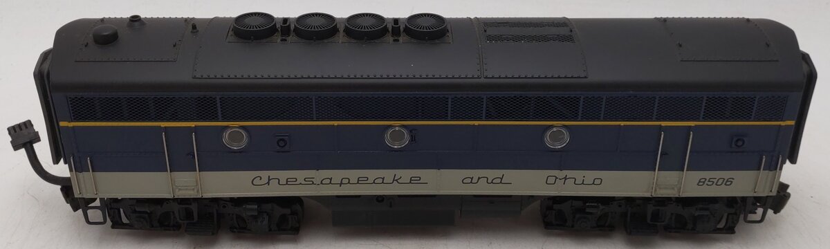 MTH 20-2125-4 O Gauge Chesapeake & Ohio F-3 B-Unit Diesel Engine EX/Box