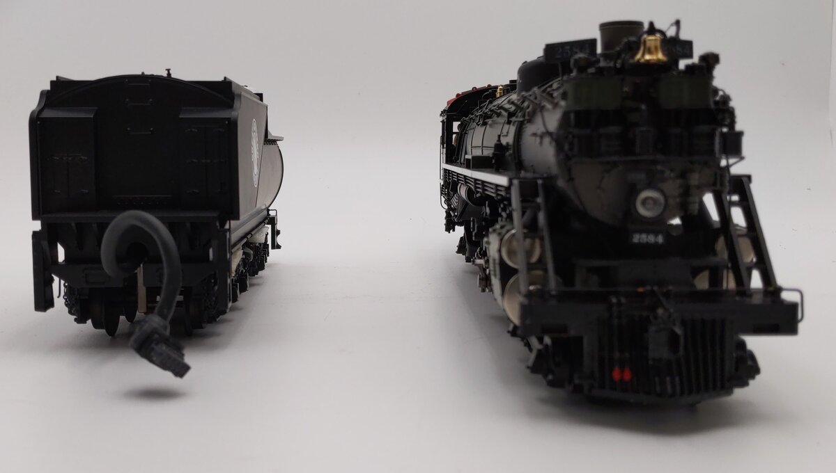 MTH 20-3145-1 O Great Northern S-2 4-8-4 Steam Locomotive & Tender #2584 w/PS2 EX/Box