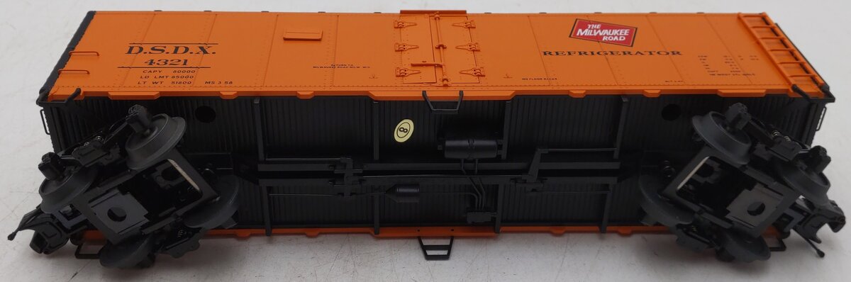 MTH 20-90242E Milwaukee Road 40' Steel Sided Reefer EX/Box