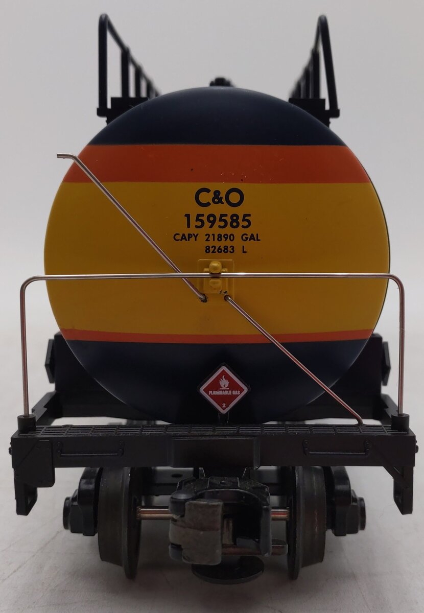 MTH 20-90012A O Gauge Chessie System C&O 20K 4-Compartment Tank Car #159585 EX/Box