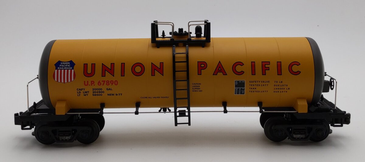 MTH 20-9205 O Gauge Union Pacific Unibody Tank Car #67890 LN/Box