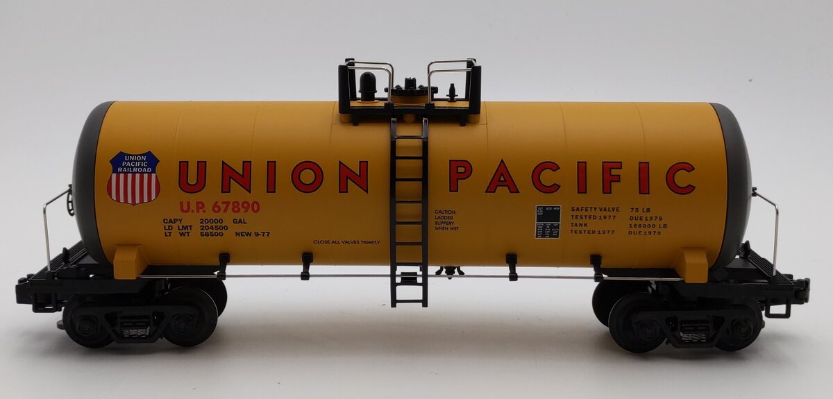 MTH 20-9205 O Gauge Union Pacific Unibody Tank Car #67890 LN/Box