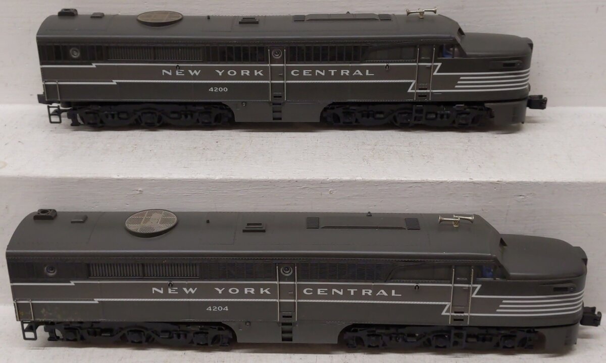 MTH 20-2018-1 O Gauge NYC Alco PA AA Diesel Engine Set #4200/4204 w/ PS.1 VG/Box