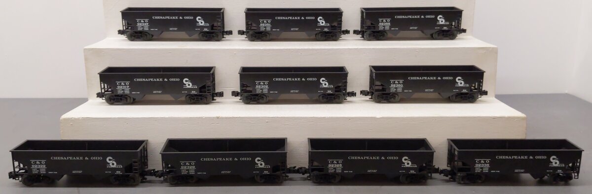 Right-of-Way Industries O Gauge Chesapeake & Ohio 2 Bay Hopper Cars 10 Car Set EX/Box