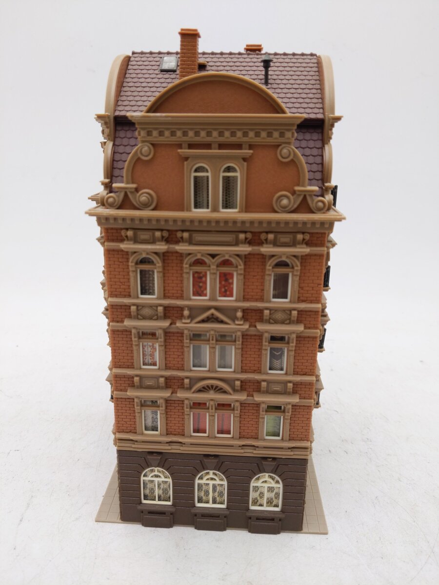 Vollmer 24707 HO European Apartment Building EX