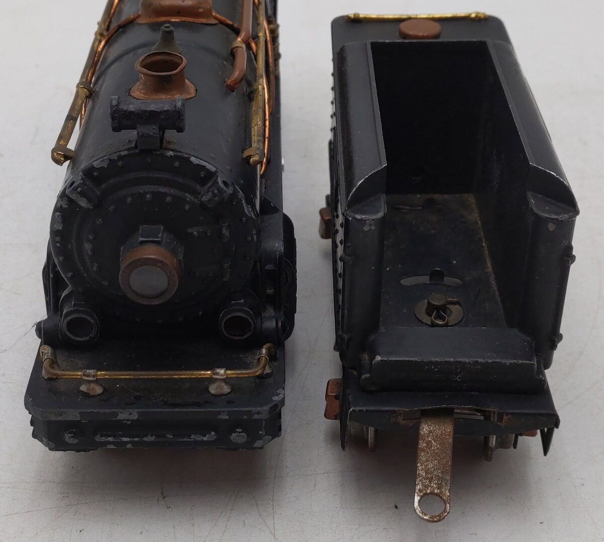 Lionel 262 Vintage O Prewar 2-4-2 Steam Locomotive & Tender