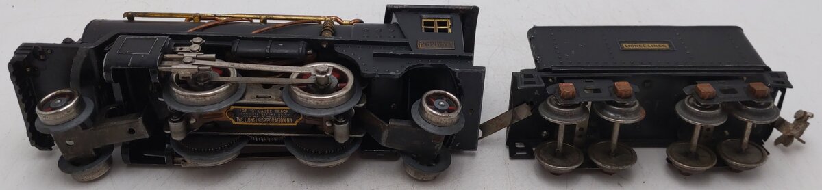 Lionel 262 Vintage O Prewar 2-4-2 Steam Locomotive & Tender