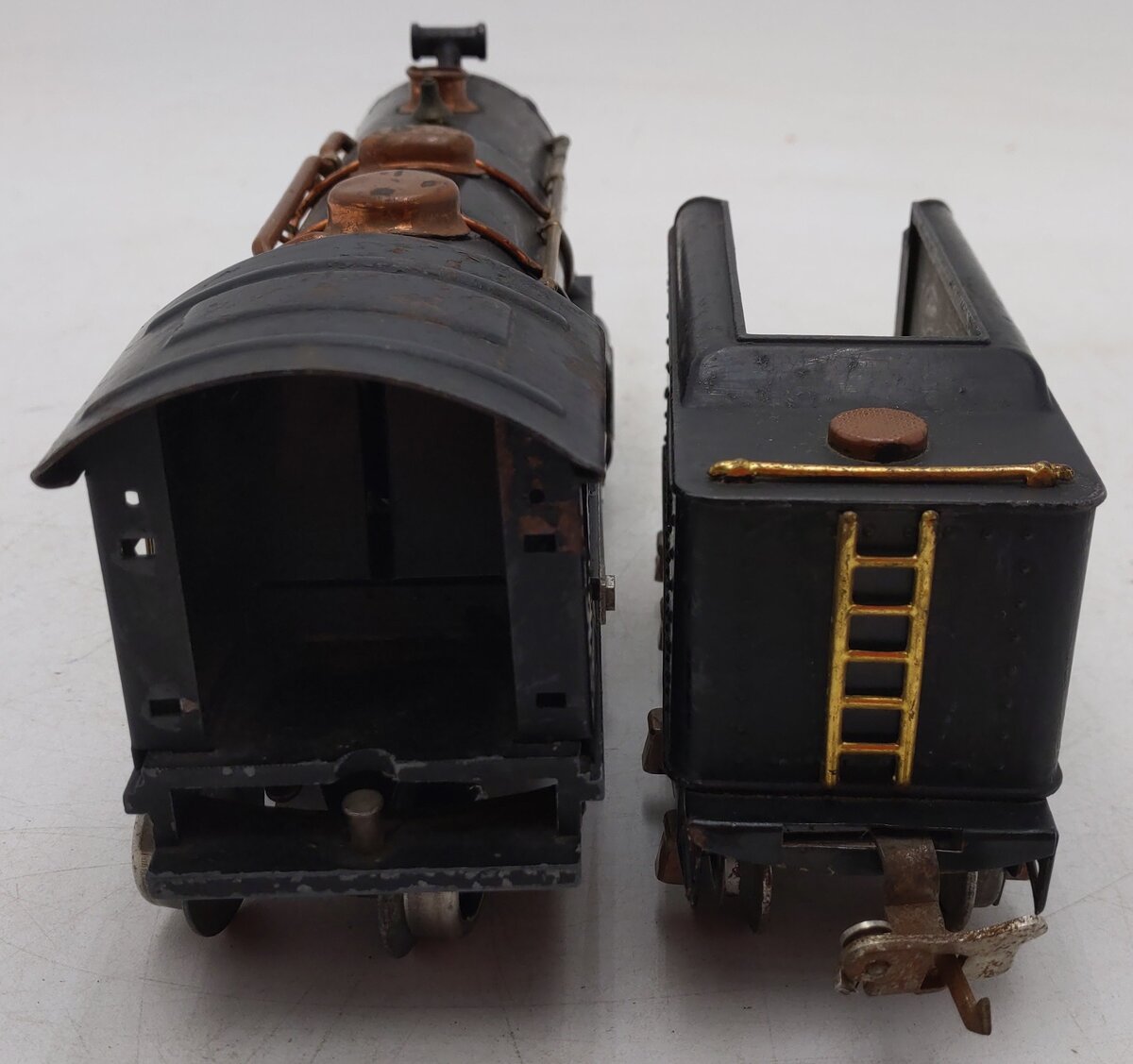 Lionel 262 Vintage O Prewar 2-4-2 Steam Locomotive & Tender