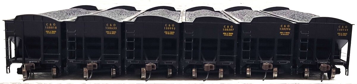 Athearn 95605 HO Scale C&O 40' 3Bay Ribbed Hopper (Set of 6) LN/Box