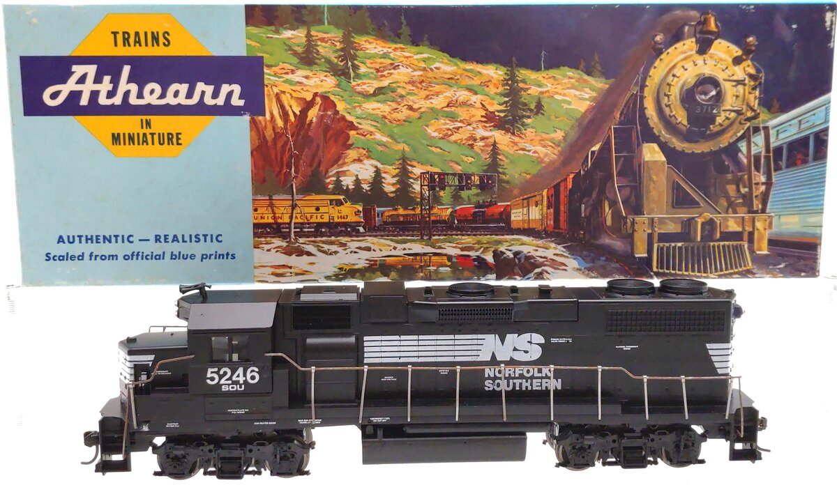 Athearn 4607 HO Scale Norfolk Southern Powered GP38-2 Diesel Locomotive #5246 VG/Box