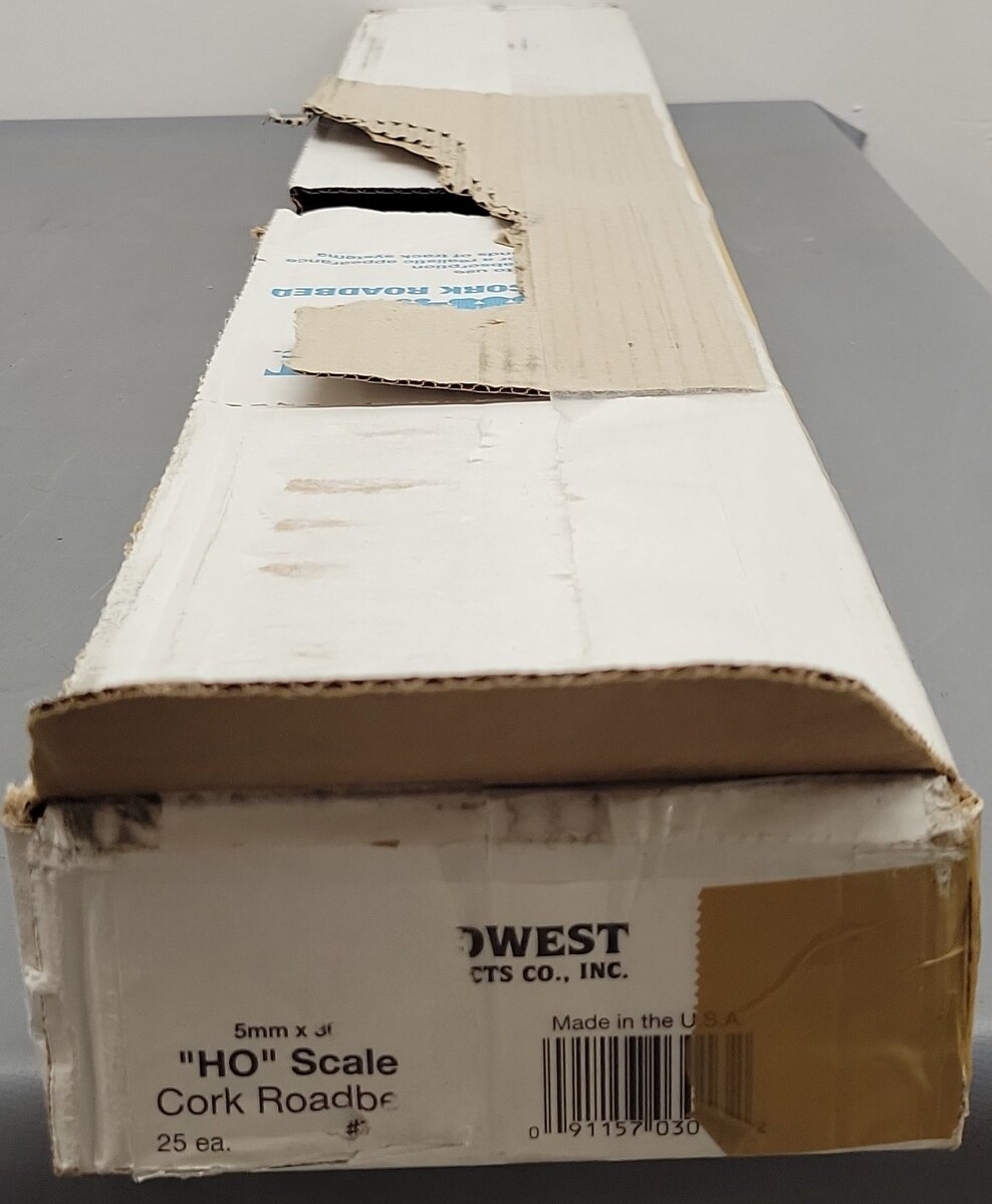 Midwest Products 3013 HO 3/16" x 1-3/4" x 36" Cork Roadbed (Pack of 25) LN/Box