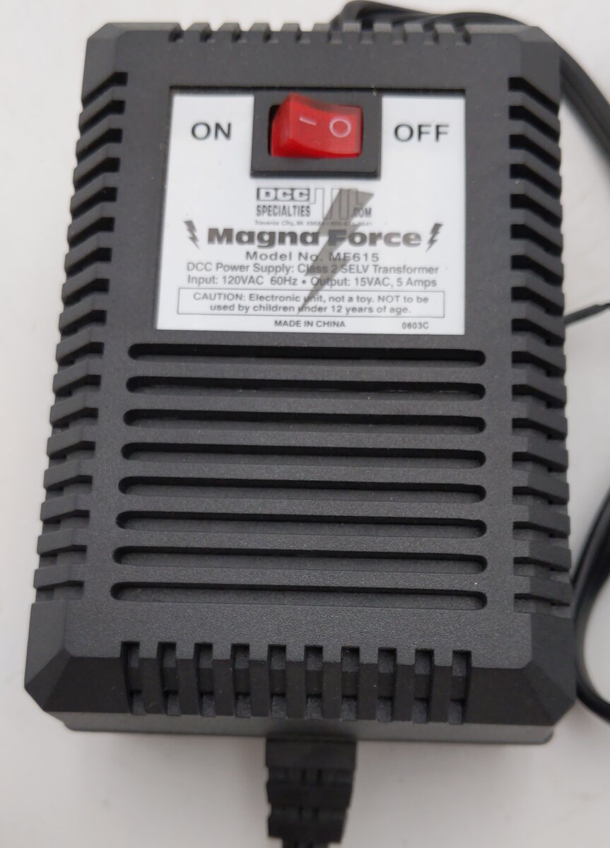 DCC Specialties MF615 HO Scale Magna Force DCC Power Supply LN