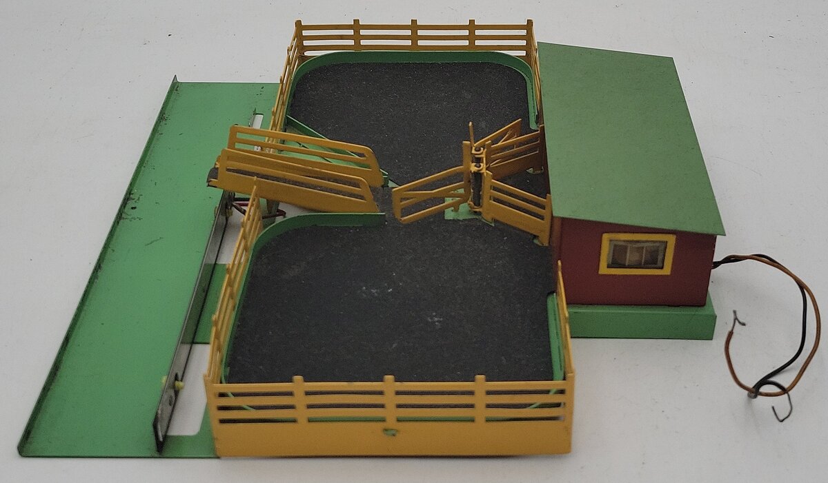 American Flyer 771 Vintage S Operating Cattle Stockyard VG