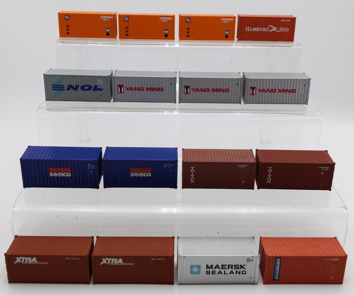 Walthers HO Scale 20' Corrugated Containers [16] EX