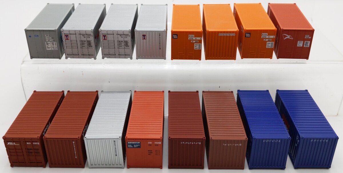 Walthers HO Scale 20' Corrugated Containers [16] EX