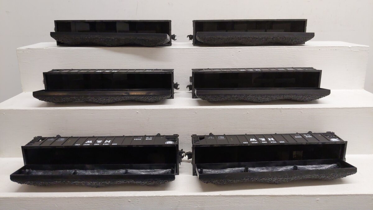 MTH 20-97061 O Norfolk & Western Premier 4-Bay Hopper Freight Cars (Set of 6) EX
