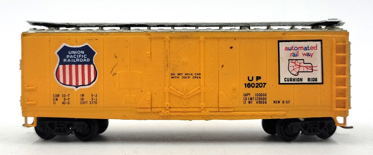Bachmann 5019 N Union Pacific 41' Mech. Reefer #160207 LN